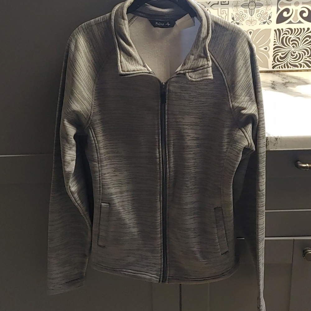 Womens Pulse full zip sweatshirt size XL